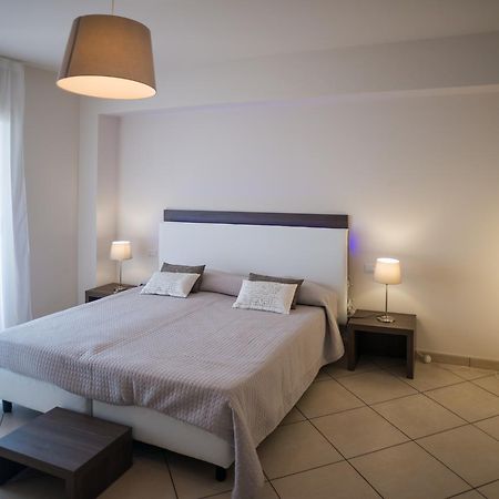 Riva Del Sol Bed & Breakfast Santa Teresa Di Riva Eksteriør bilde