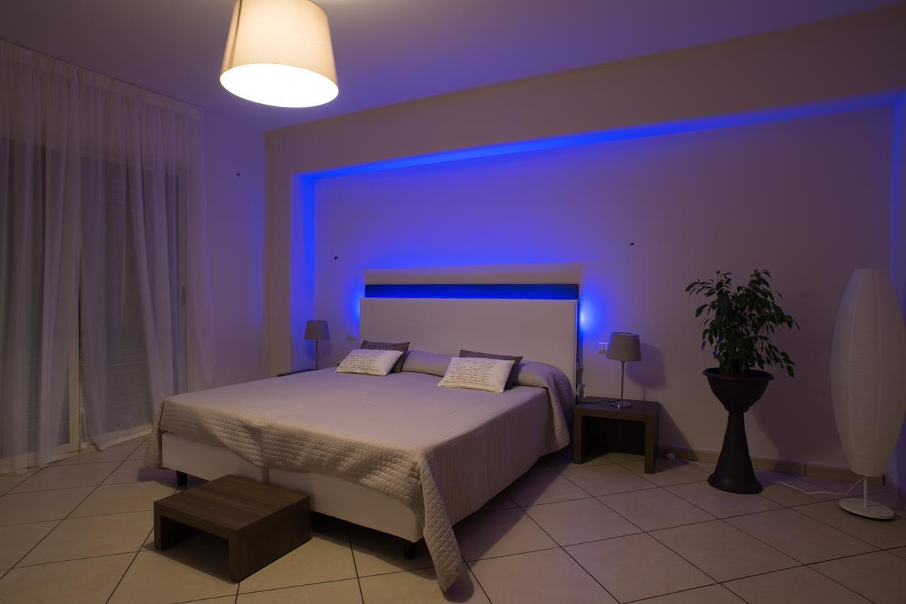 Riva Del Sol Bed & Breakfast Santa Teresa Di Riva Eksteriør bilde